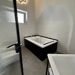 ゲストハウス Accalmia モノーポリ