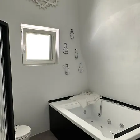 Accalmia 莫诺波利